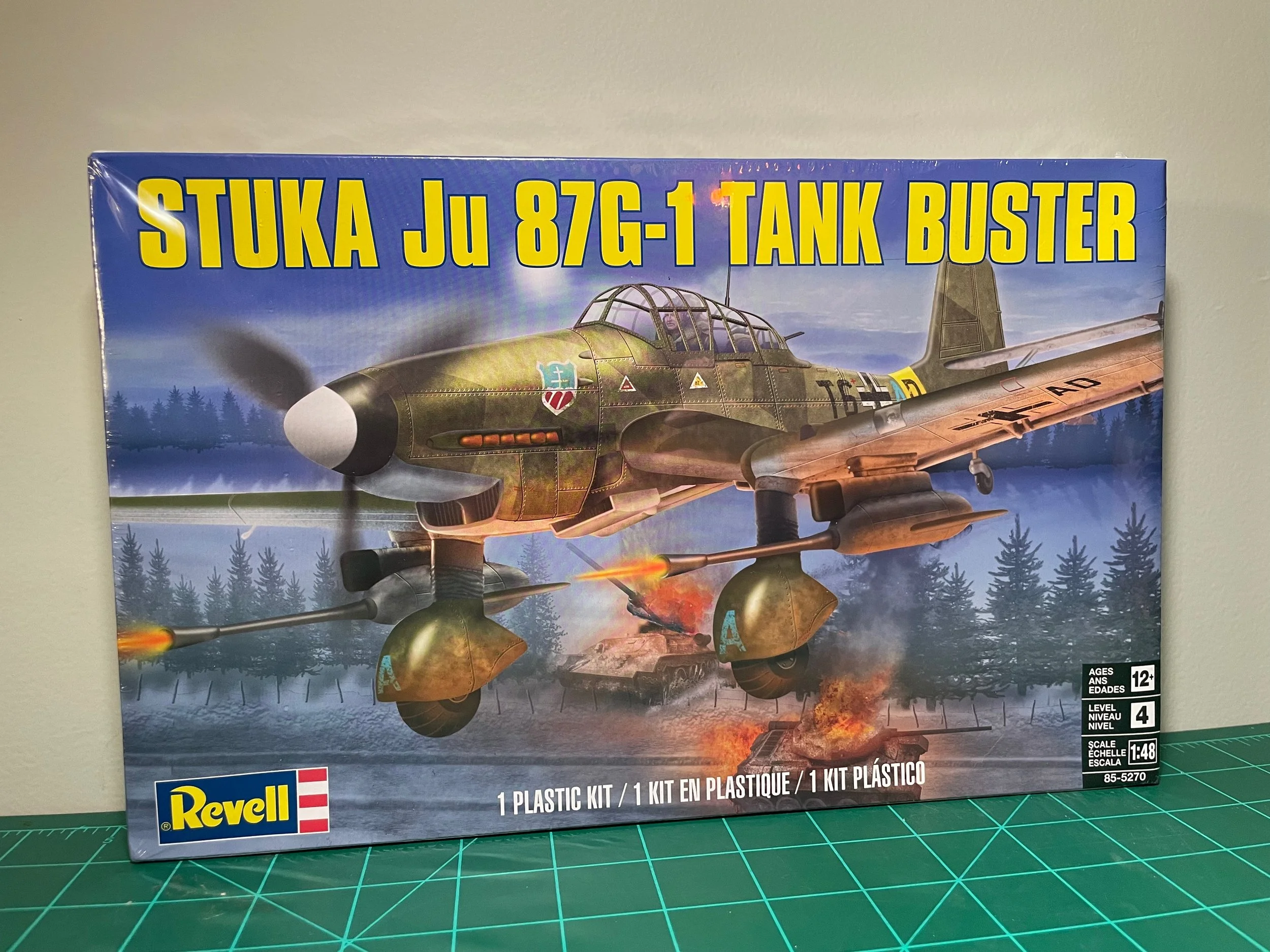 1/48 Revell Stuka Ju87G-1 Tank Buster #85-5270