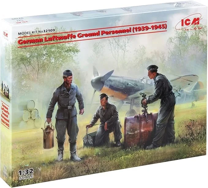 1/32 ICM German Luftwaffe Ground Personnel 1939-1945 (3) #32109