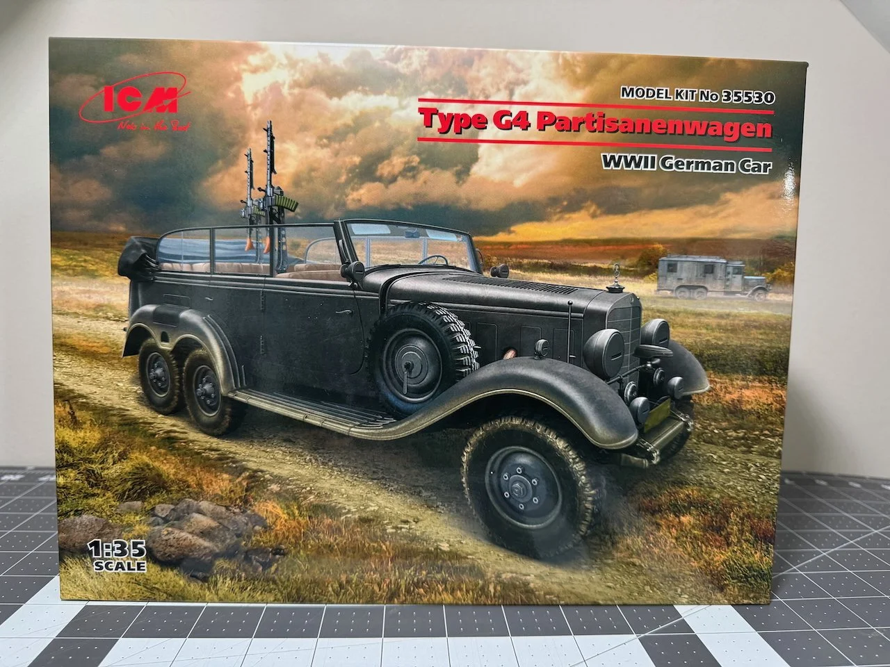 1/35 ICM Type G4 Partisanenwagen WWII German Car #35530