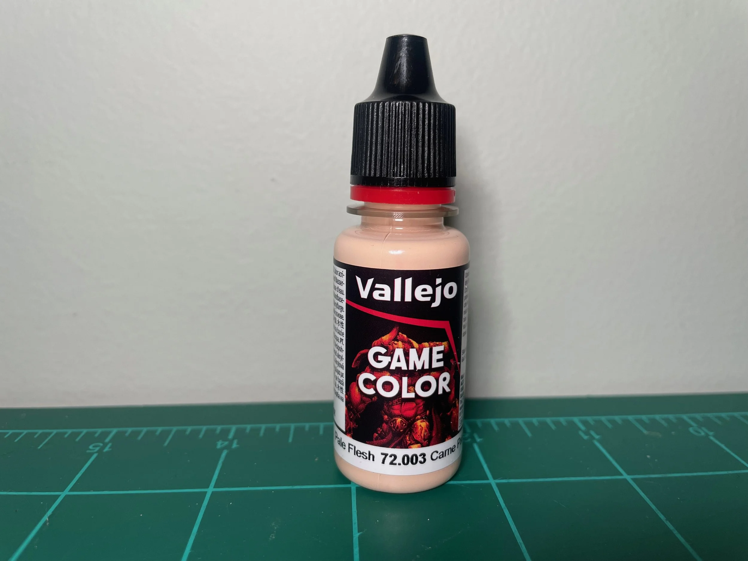 Vallejo 17ml Game Color Pale Flesh (72.003)