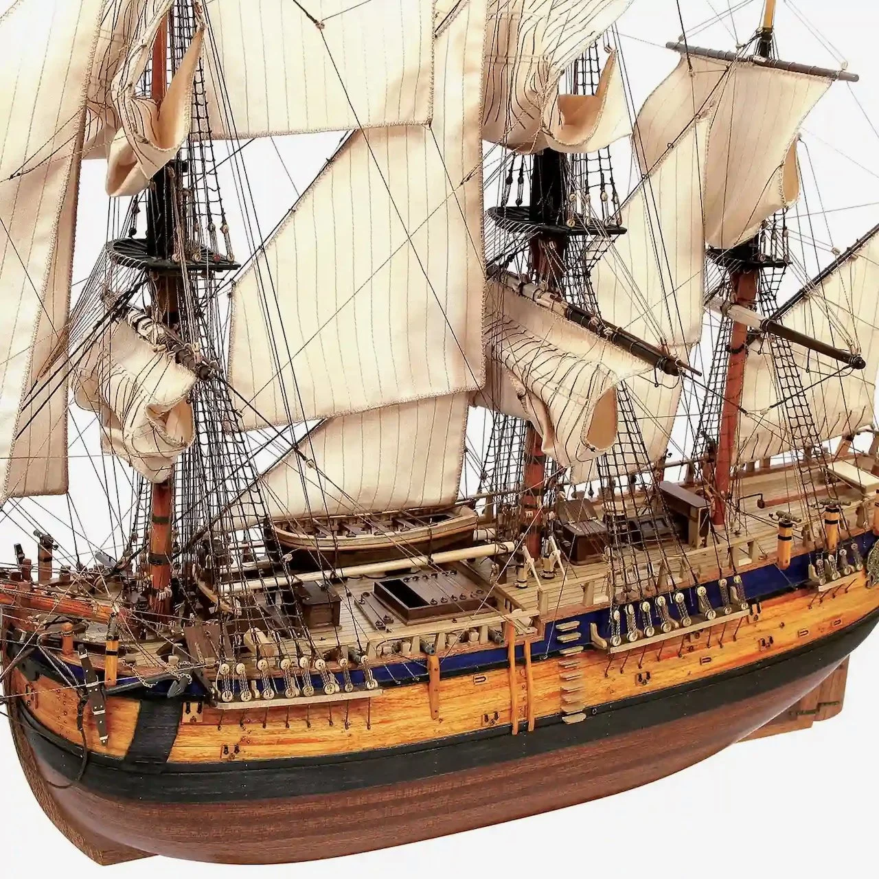 1/54 OCCRE Endeavour Ship Model  #14005