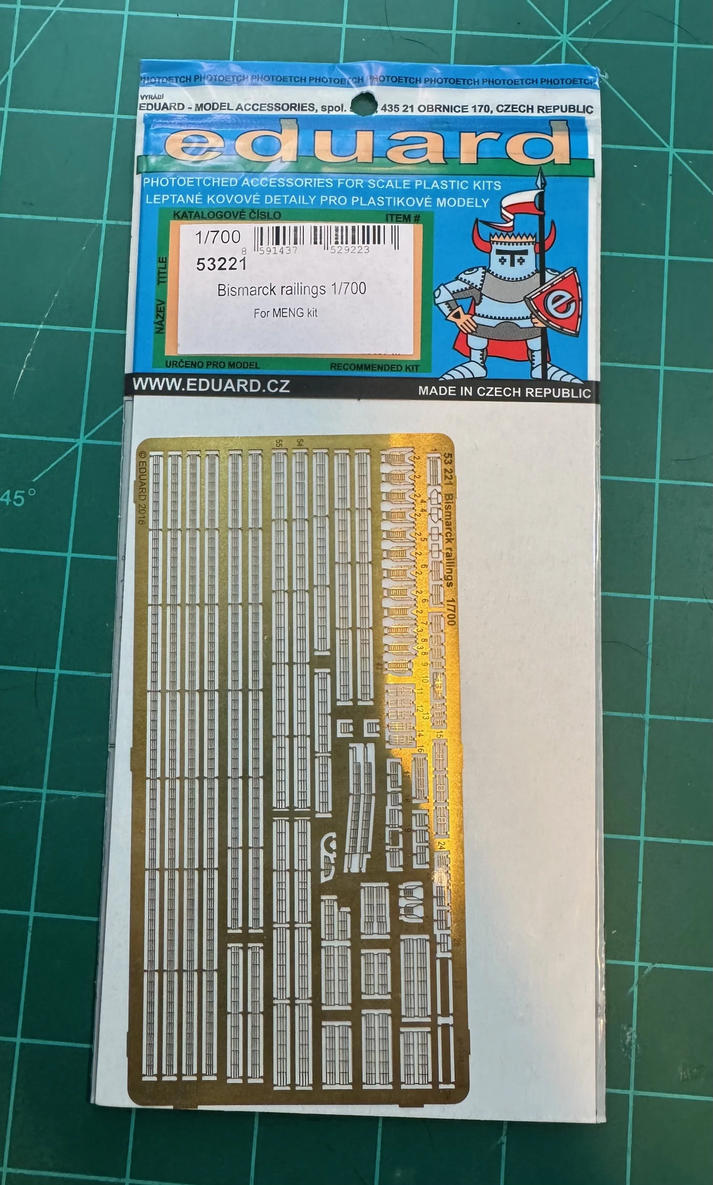 1/700 Eduard Bismarck Railings for MENG Kit #53221