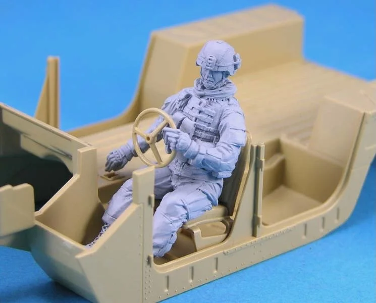 1/35 Legend Production US Vehicle Driver #LF0119