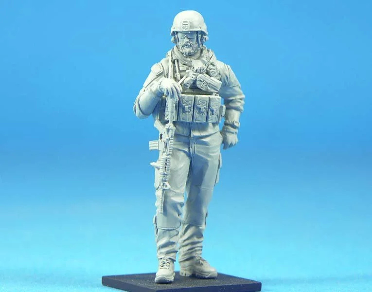 1/35 Legend Production US ODA Warrant Officer #LF0135