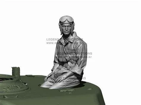 1/35 Legend Production WW2 US Tank Loader #LF0143