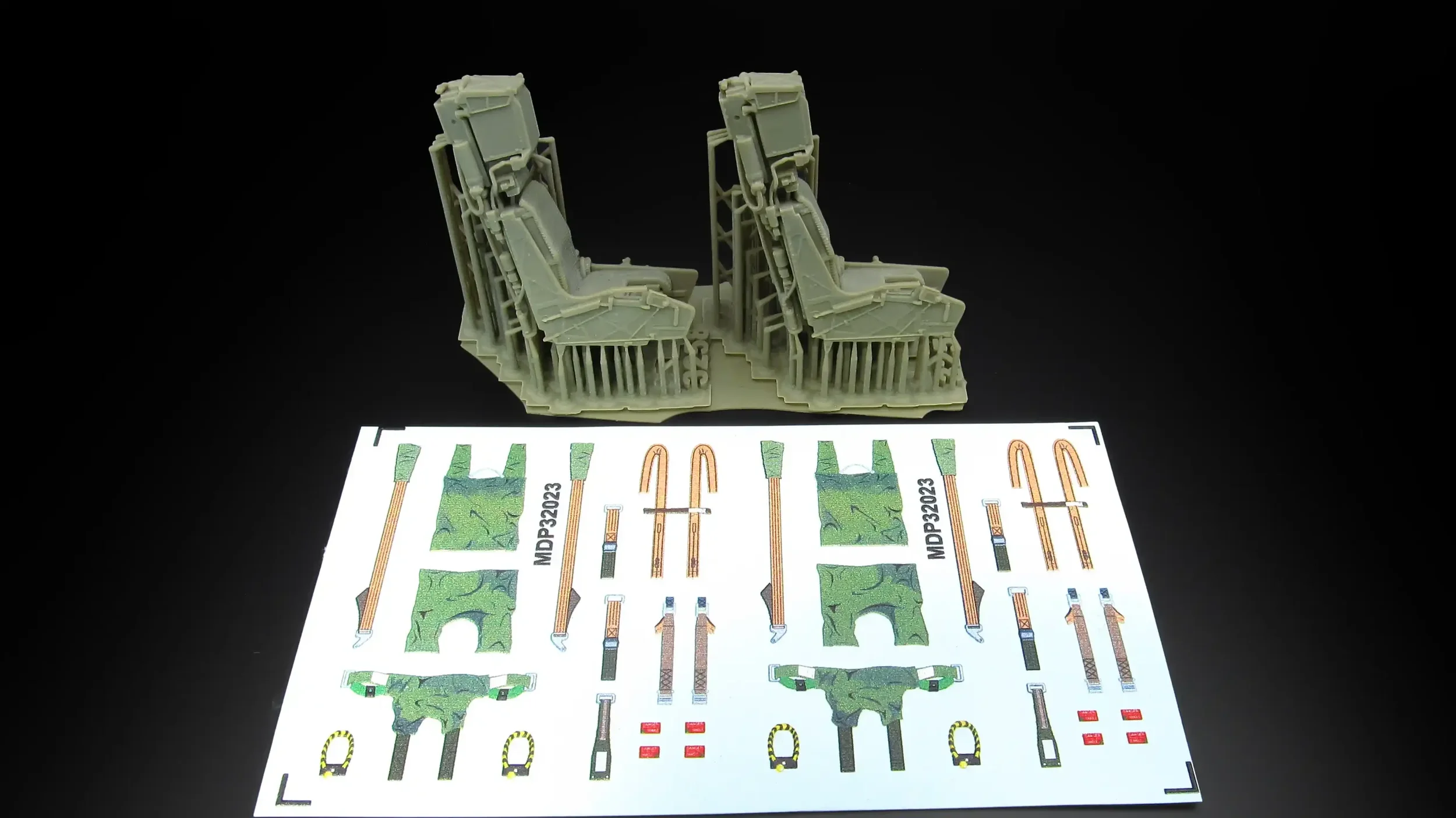 1/32 Metallic Details Martin-Baker Mk.14 Ejection Seats (x2) (F/A-18 Hornet & T-45 Goshawk) #MDR3258
